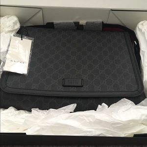 Gucci GG Supreme web enriched strap messenger bag